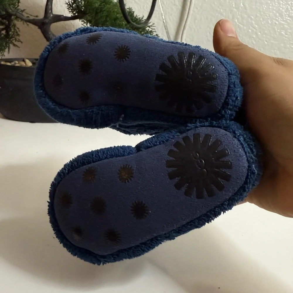 UGG Navy Fleece Baby Booties